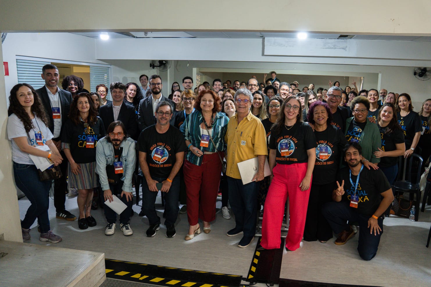 Grupo de participantes da SocialCaixa reunido em um dos encontros